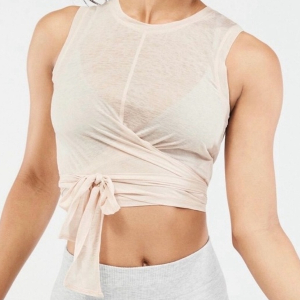 Fabletics Light Cream Ryan Tie Up Crop Tank